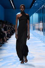 ディオール 2025年春夏ウィメンズコレクション - ファッションの原点、服と身体の関係性を追求｜写真50