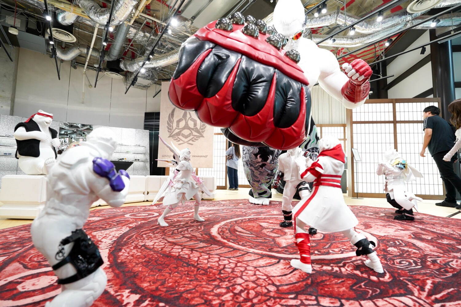 ジェントルモンスター(GENTLE MONSTER) 鉄拳8｜写真12