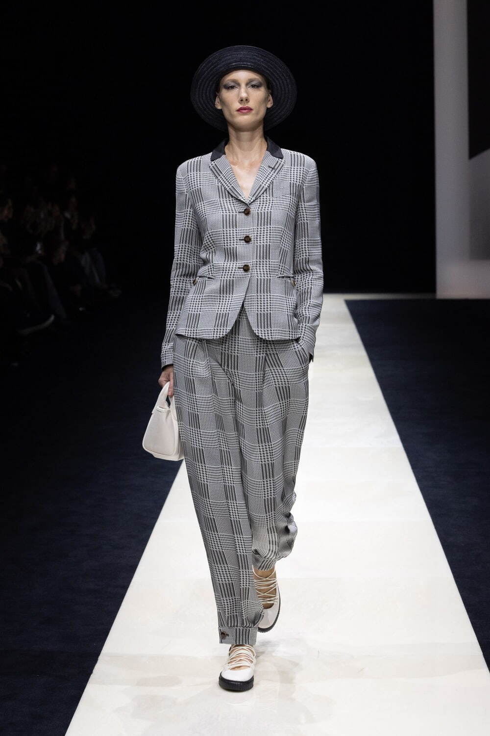エンポリオ アルマーニ(EMPORIO ARMANI) 2025年春夏ウィメンズ
