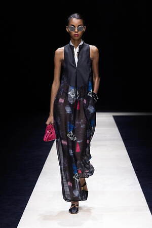 エンポリオ アルマーニ(EMPORIO ARMANI) 2025年春夏ウィメンズコレクション  - 写真14