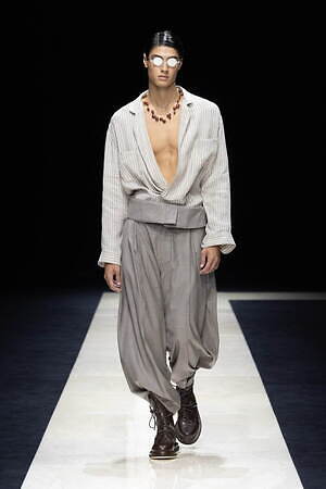 エンポリオ アルマーニ(EMPORIO ARMANI) 2025年春夏ウィメンズコレクション  - 写真58