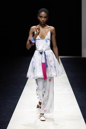 エンポリオ アルマーニ(EMPORIO ARMANI) 2025年春夏ウィメンズコレクション  - 写真77