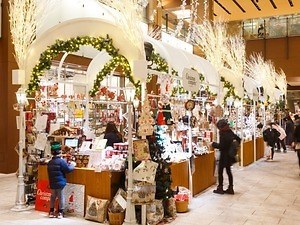 東京ミッドタウンの24年イルミネーション、シャボン玉＆雪のふんわり舞う演出や幻想的な光｜写真7