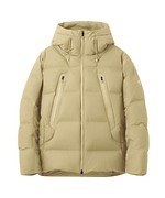 「レディースダウンジャケット2024」高級ダウンブランドのきれいめアウターや“暖かい”高機能コート｜写真6