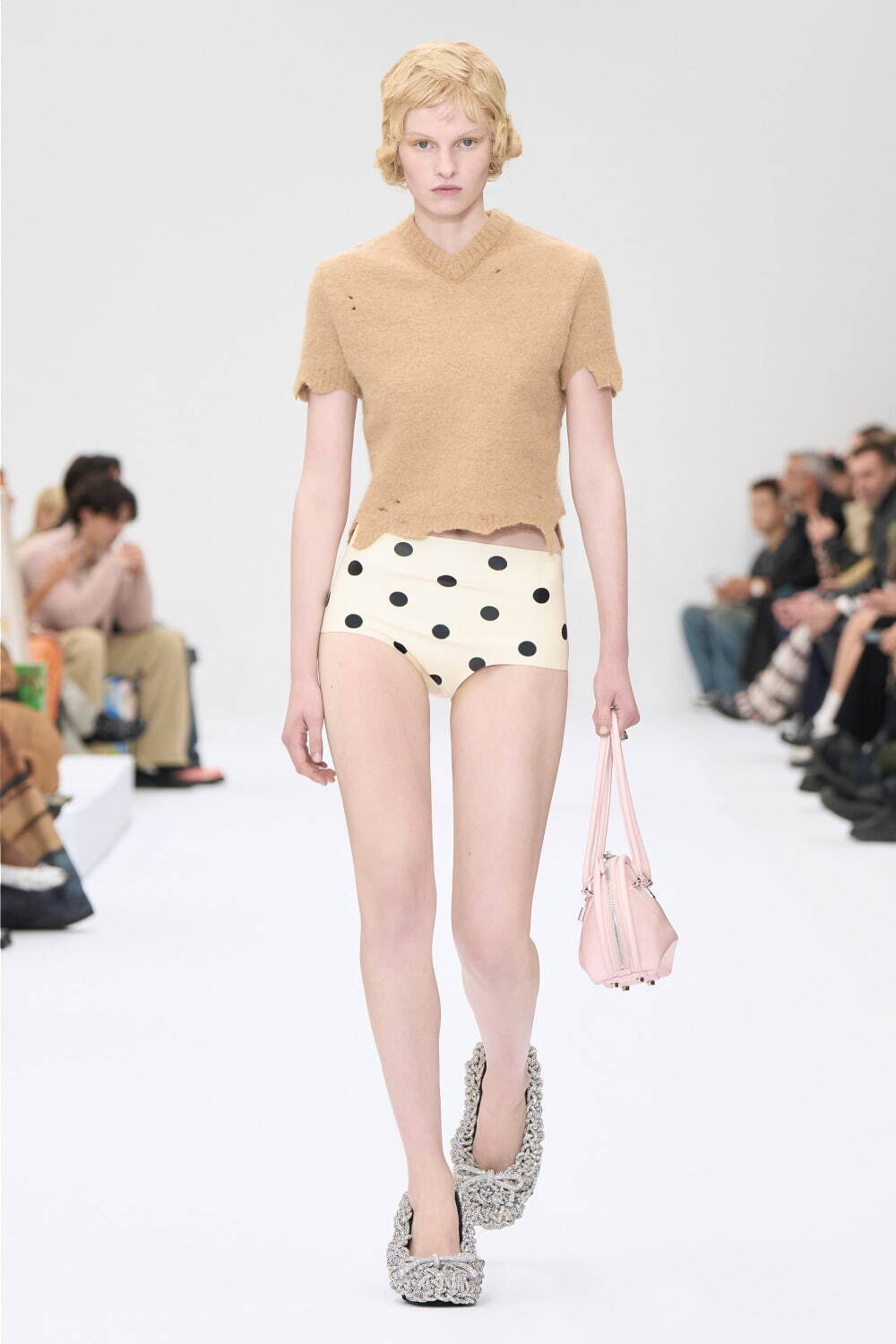 アクネ ストゥディオズ(Acne Studios) 2025年春夏ウィメンズコレクション  - 写真11