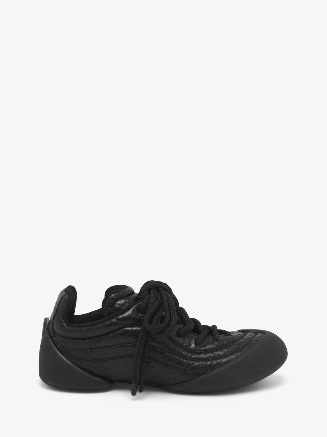 25SS new/alexander mcqueen フレクションスニーカー Sneakers マックイーン「フレクション」スニーカー、“腱”着想のアッパー