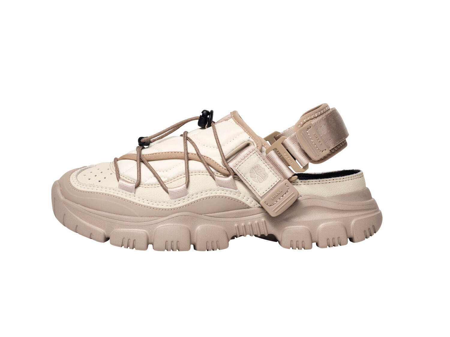 シャカ“中綿キルティング”のスニーカーサンダル「ラップド