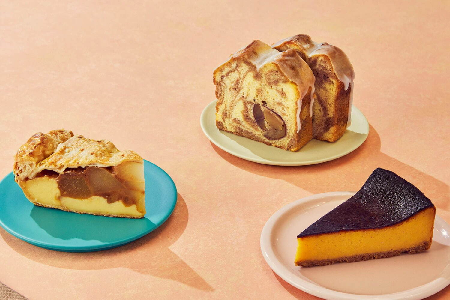 アップルパイ｜スターバックス、りんごぎっしりのカスタードアップルパイや栗のパウンドケーキなど秋の限定スイーツ