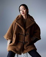 2024年秋冬「レディースアウター」ハイブランドの一生ものコートや暖かいダウンジャケット｜写真4