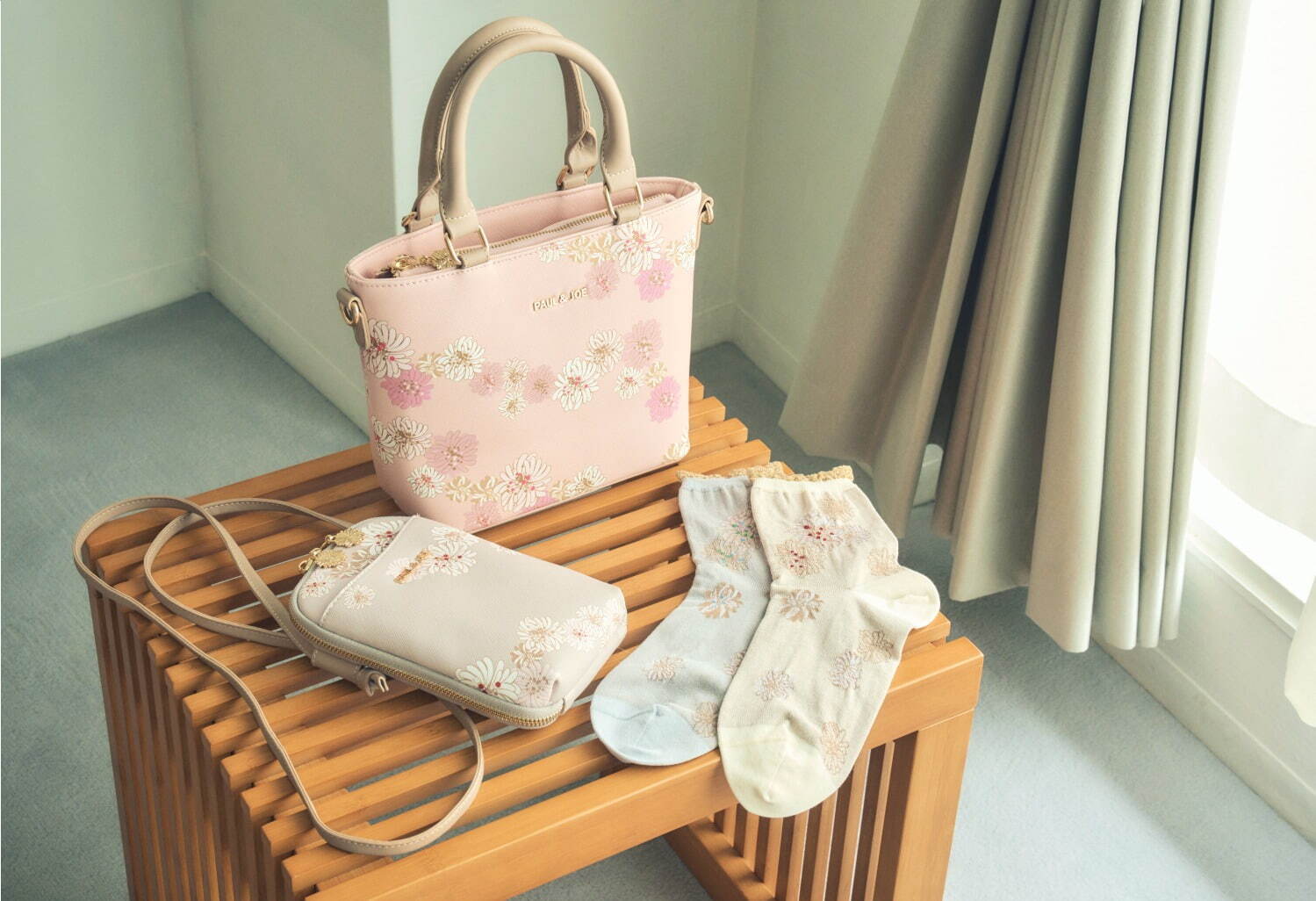 ポールアンドジョー ショルダーバッグ レディース ブランド 革 斜めがけ 猫 ねこ PJA-B906 PAUL ＆ JOE ACCESSOIRES  ポール＆ジョーアクセソワ
