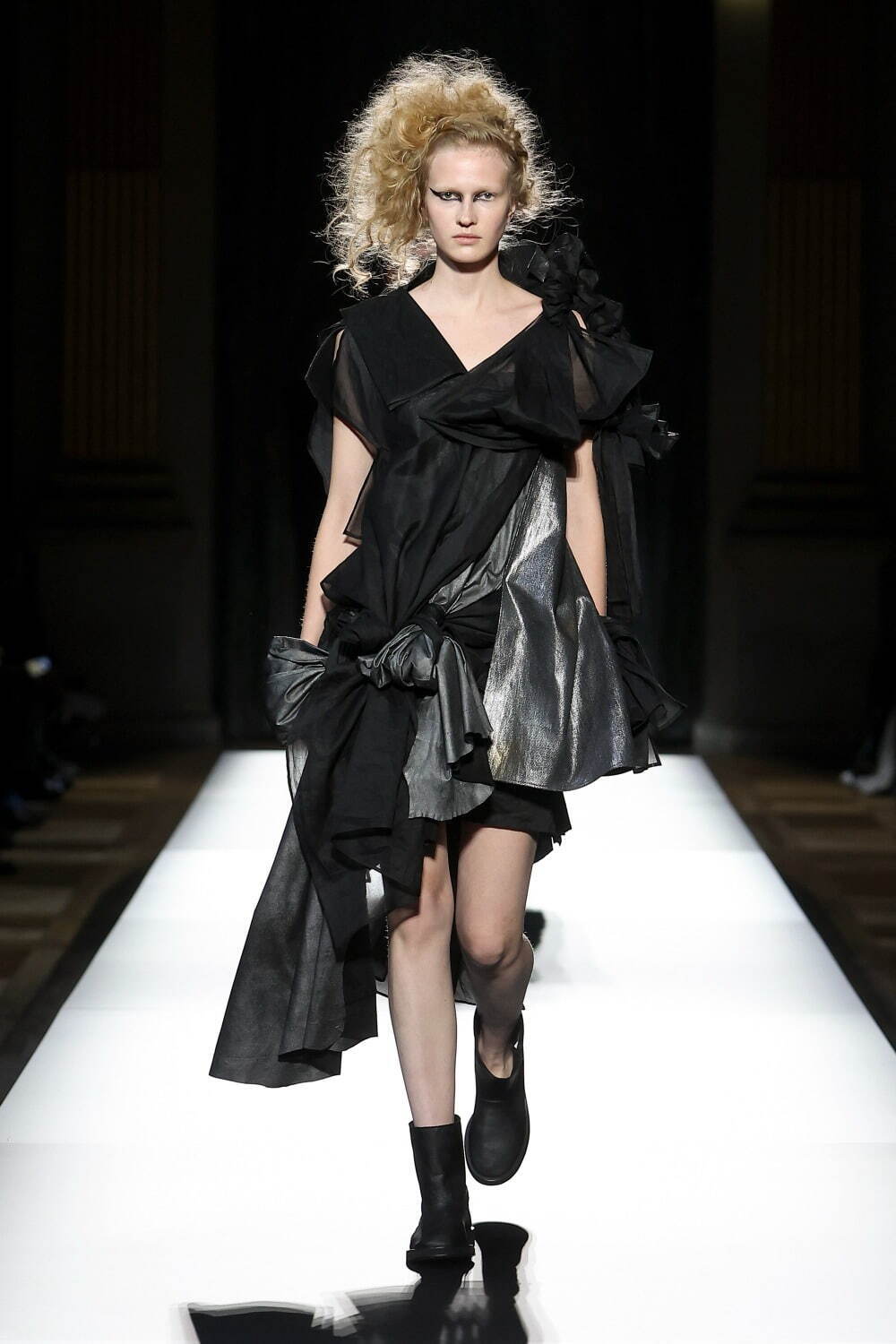 ヨウジヤマモト 2025年春夏｜ ワンピース