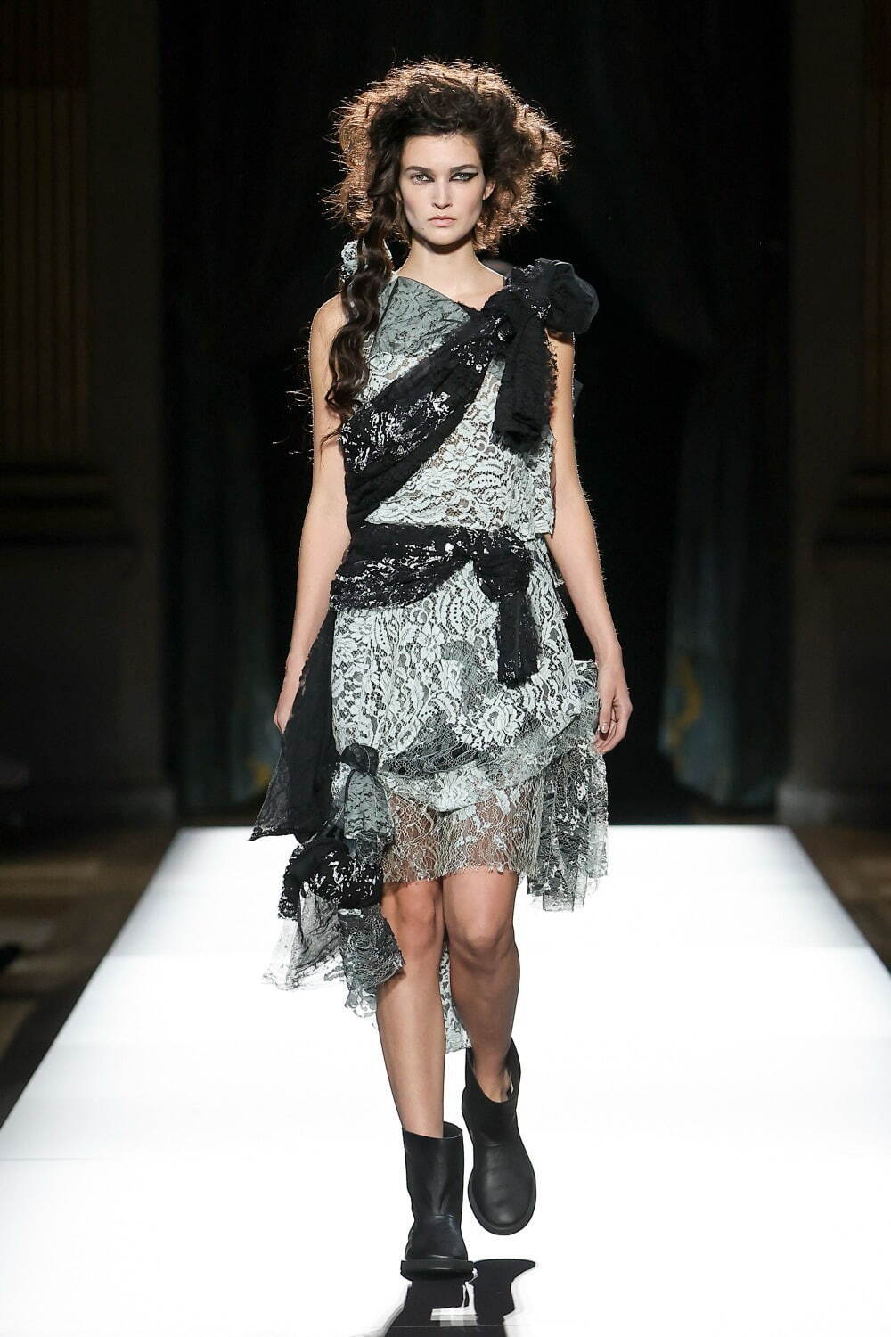 ヨウジヤマモト 2025年春夏｜ ワンピース