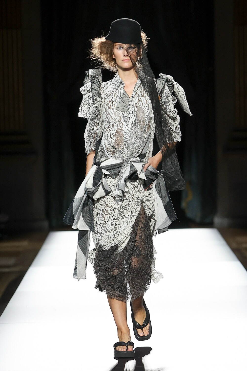 ヨウジヤマモト 2025年春夏｜ ワンピース