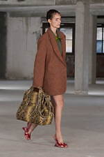 ドリス ヴァン ノッテン 2025年春夏ウィメンズコレクション - 軽快さに込める自然への憧憬｜写真22