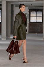 ドリス ヴァン ノッテン 2025年春夏ウィメンズコレクション - 軽快さに込める自然への憧憬｜写真30