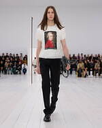 ロエベ2025年春夏ウィメンズコレクション、研ぎ澄まされたアウトライン｜写真14