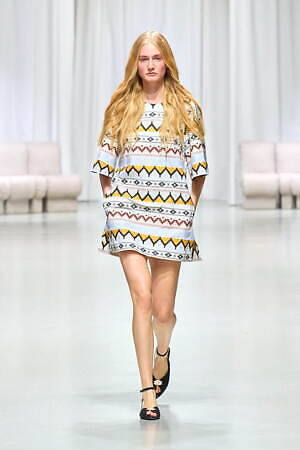 レオナール(LEONARD) 2025年春夏ウィメンズコレクション  - 写真19