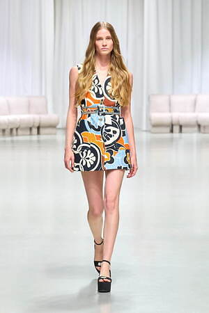 レオナール(LEONARD) 2025年春夏ウィメンズコレクション  - 写真4