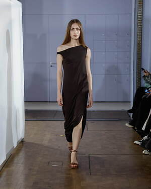 ルオハン(RUOHAN) 2025年春夏ウィメンズコレクション  - 写真9