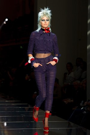 ジャン ポール ゴルチエ(Jean-Paul Gaultier)のロックな2011年春夏コレクション : パリ・ファッション・ウィーク｜写真8