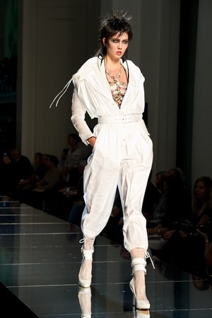 ジャン ポール ゴルチエ(Jean-Paul Gaultier)のロックな2011年春夏コレクション : パリ・ファッション・ウィーク｜写真31