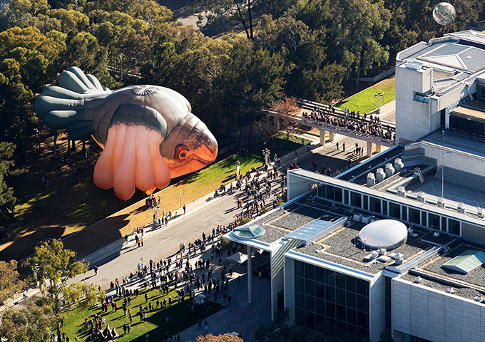 「トランスアーツトーキョー2014」東京・神田で開催 - 巨大アートやDOMMUNEのライブも｜写真2