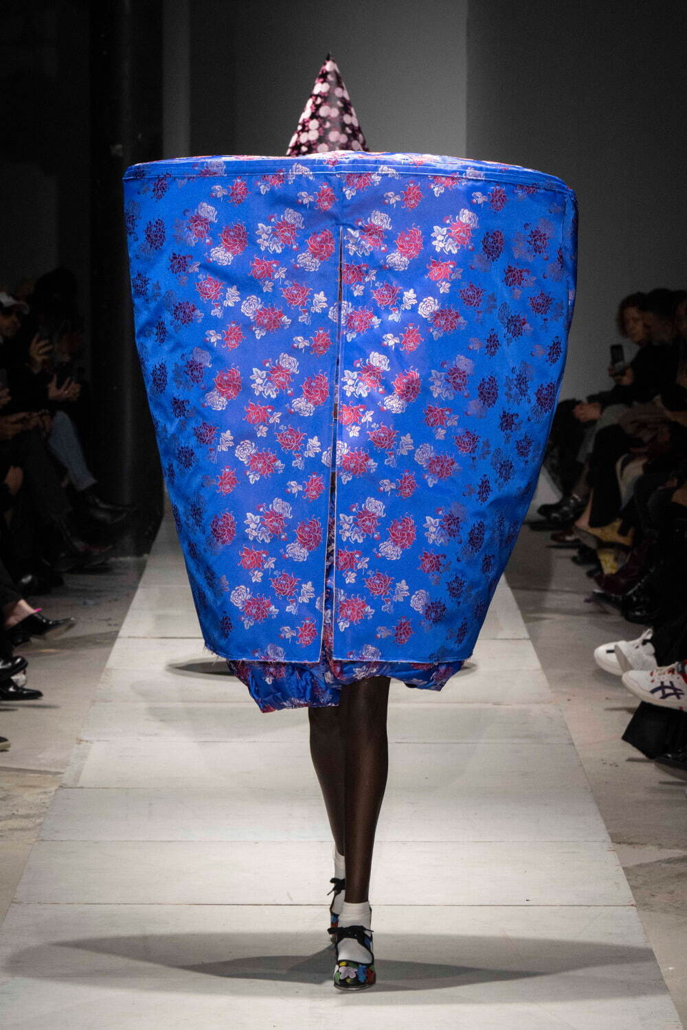コム デ ギャルソン(COMME des GARÇONS) 2025年春夏ウィメンズコレクション  - 写真9