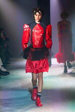 ノワール ケイ ニノミヤ 2025年春夏コレクション - 薔薇の想像力｜写真13