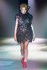 ノワール ケイ ニノミヤ 2025年春夏コレクション - 薔薇の想像力｜写真25