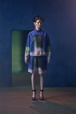 アンダーカバー2025年春夏ウィメンズコレクション - フェティッシュな魅力を散りばめて｜写真23