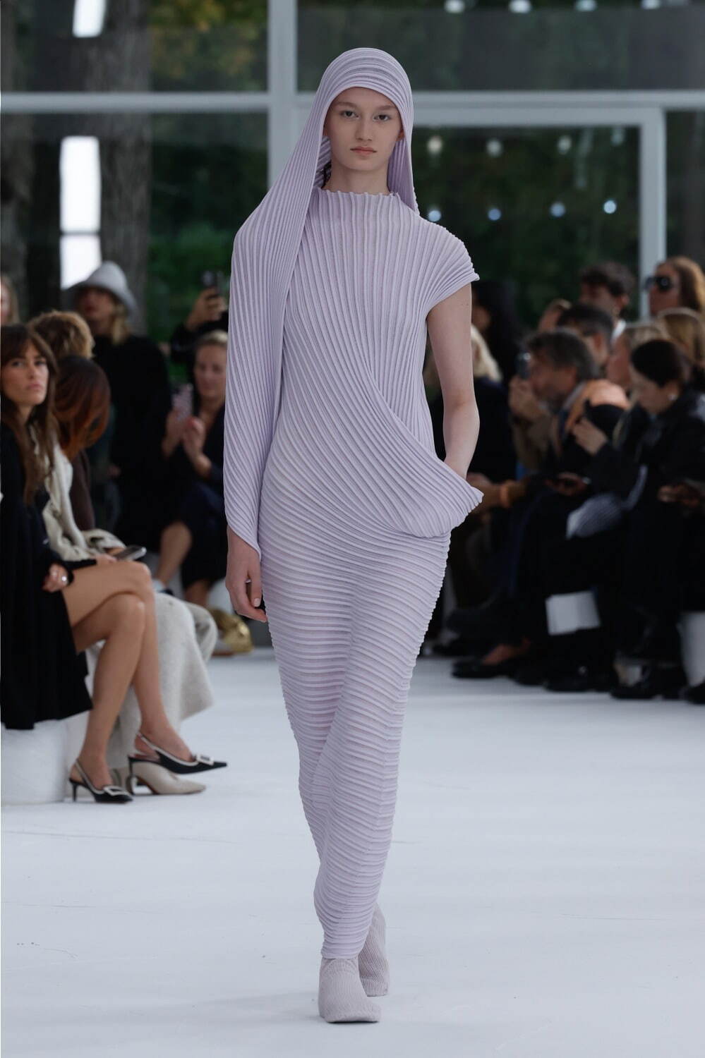 イッセイ ミヤケ(ISSEY MIYAKE) 2025年春夏ウィメンズ