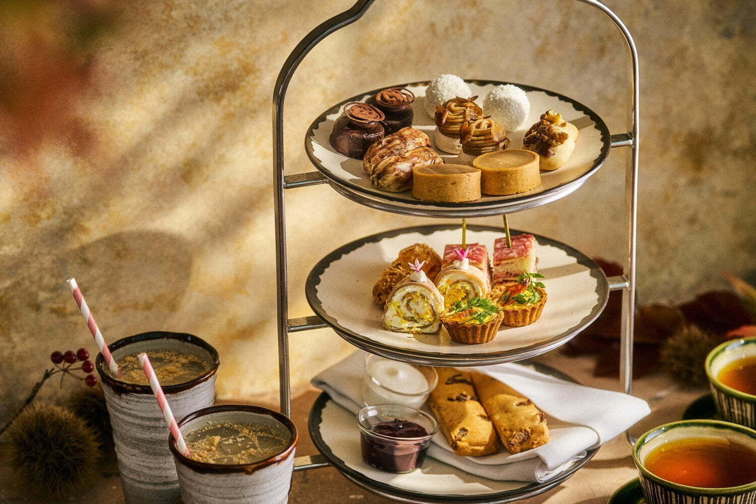 チーズ｜アンダーズ 東京“栗づくし”秋限定アフタヌーンティー、マロンチップ入り自家製モンブランやクレープ