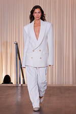 アンドレアス・クロンターラー フォー ヴィヴィアン・ウエストウッド 2025年春夏コレクション｜写真43