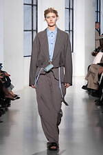 ウジョー 2025年春夏コレクション - 余白による"躍動感"テーラードの再定義｜写真15