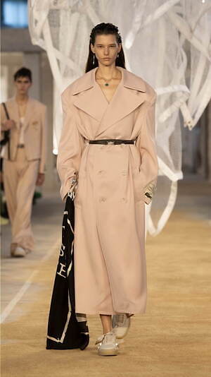 ラコステ 2025年春夏コレクション - 開放感あふれるテニススタイル｜写真1