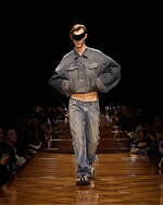 バレンシアガ 2025年夏コレクション - 記憶を辿る｜写真24