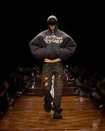 バレンシアガ 2025年夏コレクション - 記憶を辿る｜写真30