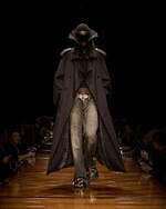 バレンシアガ 2025年夏コレクション - 記憶を辿る｜写真47