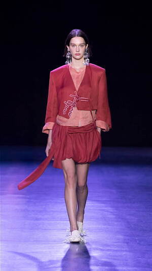 ヴィヴィアン タム(VIVIENNE TAM) 2025年春夏ウィメンズコレクション  - 写真7