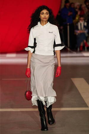 バウム ウンド ヘルガーテン(BAUM UND PFERDGARTEN) 2025-26年秋冬ウィメンズ&メンズコレクション  - 写真6