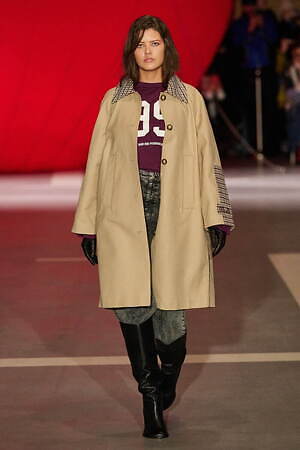 バウム ウンド ヘルガーテン(BAUM UND PFERDGARTEN) 2025-26年秋冬ウィメンズ&メンズコレクション  - 写真11