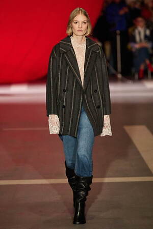 バウム ウンド ヘルガーテン(BAUM UND PFERDGARTEN) 2025-26年秋冬ウィメンズ&メンズコレクション  - 写真25