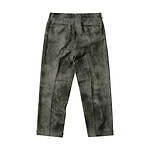 ビームス プラスとパレス スケートボード初コラボ、濃淡グレースーツやヴィヴィッド色ダウンジャケット｜写真5