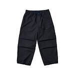 ビームス プラスとパレス スケートボード初コラボ、濃淡グレースーツやヴィヴィッド色ダウンジャケット｜写真29