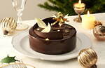 ヴィタメール24年クリスマスケーキ、“コニャック香る”ガナッシュ入り濃厚チョコムース｜写真1