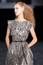 タエ アシダ 2025年春夏コレクション - 溶け合う人間と自然｜写真8