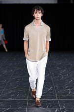 タエ アシダ 2025年春夏コレクション - 溶け合う人間と自然｜写真25