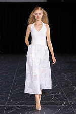 タエ アシダ 2025年春夏コレクション - 溶け合う人間と自然｜写真50