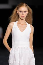 タエ アシダ 2025年春夏コレクション - 溶け合う人間と自然｜写真51