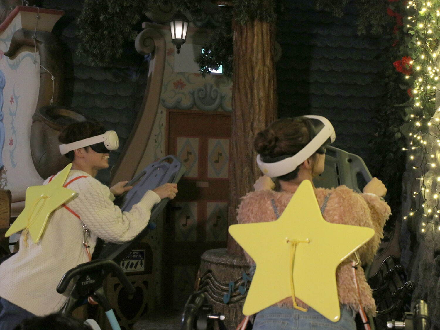 サンリオピューロランドの24年クリスマス、星煌めくパレードやキキ＆ララの“流れ星”体験アトラクション｜写真14